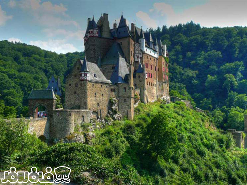 قلعه شگفت آور التز در آلمان